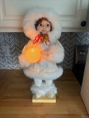 Holiday Time Telco Christmas Snow Girl Animated  21" Vintage 1990 Tested/Working